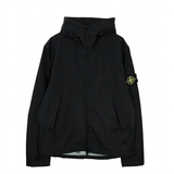 Stone Island Windbreaker Jas — productfoto op witte achtergrond — brongetrouwe fotobewerking 2026-10-02