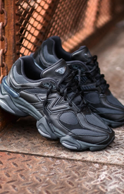 New Balance 9060 Triple Black - Zwart