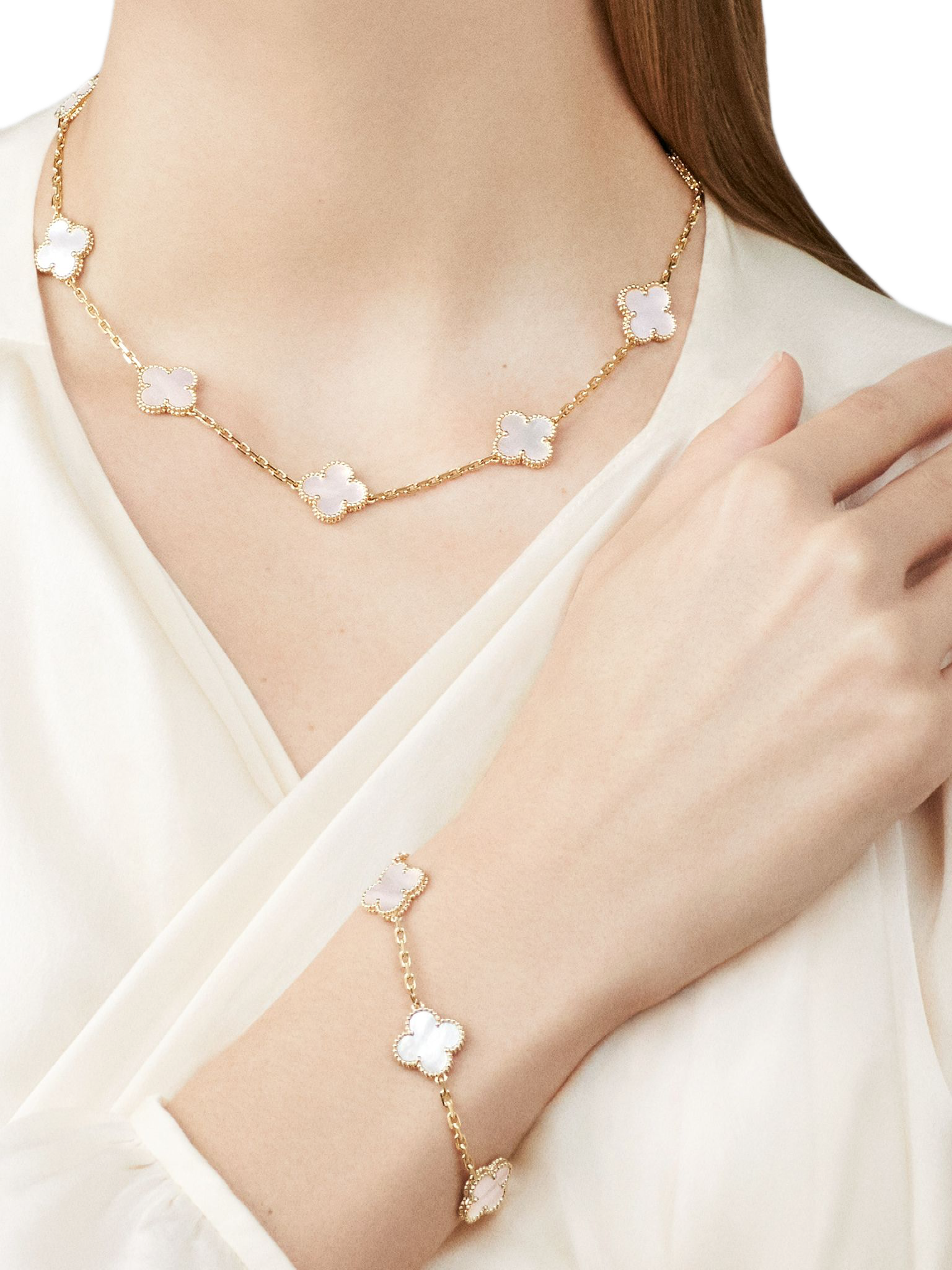 P136 VAN CLEEF & ARPELS ALHAMBRA BRACELET