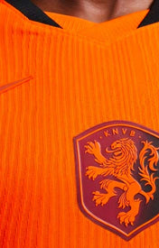 STÜSSY X NETHERLANDS 2026 EXCLUSIVE JERSEY - 65% KONINGSDAG KORTING!